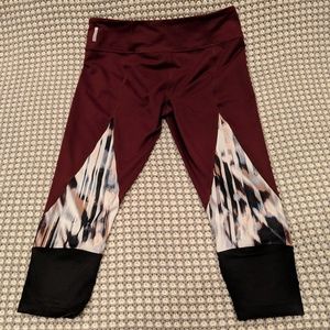 Zella Burgundy Capri Leggings Sz. Medium